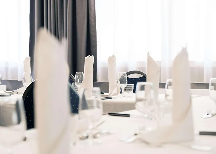 Hotel Quality Le Circuit Le Mans