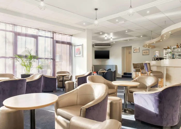 Hotel Quality Le Circuit 3*