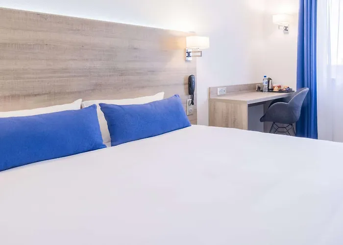 Quality Le Circuit Hotel