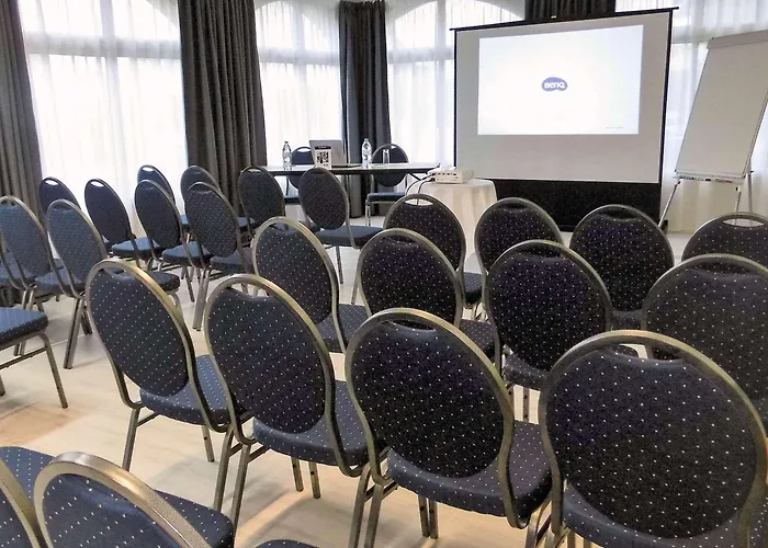 Hotel Quality Le Circuit Le Mans